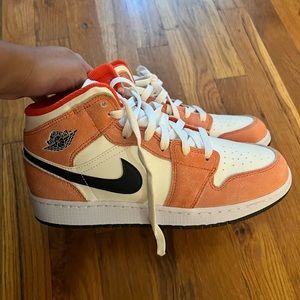 Nike boys size 7
